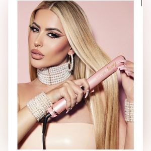 Amrezy x bellami flat iron